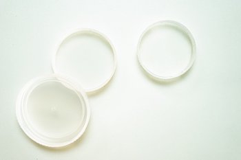 TAMPA PLASTICA 63MM - INCOLOR - CAIXA COM 100 UNIDADES